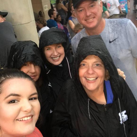 Meet your Posher, Debbie - Picture 1 of 1